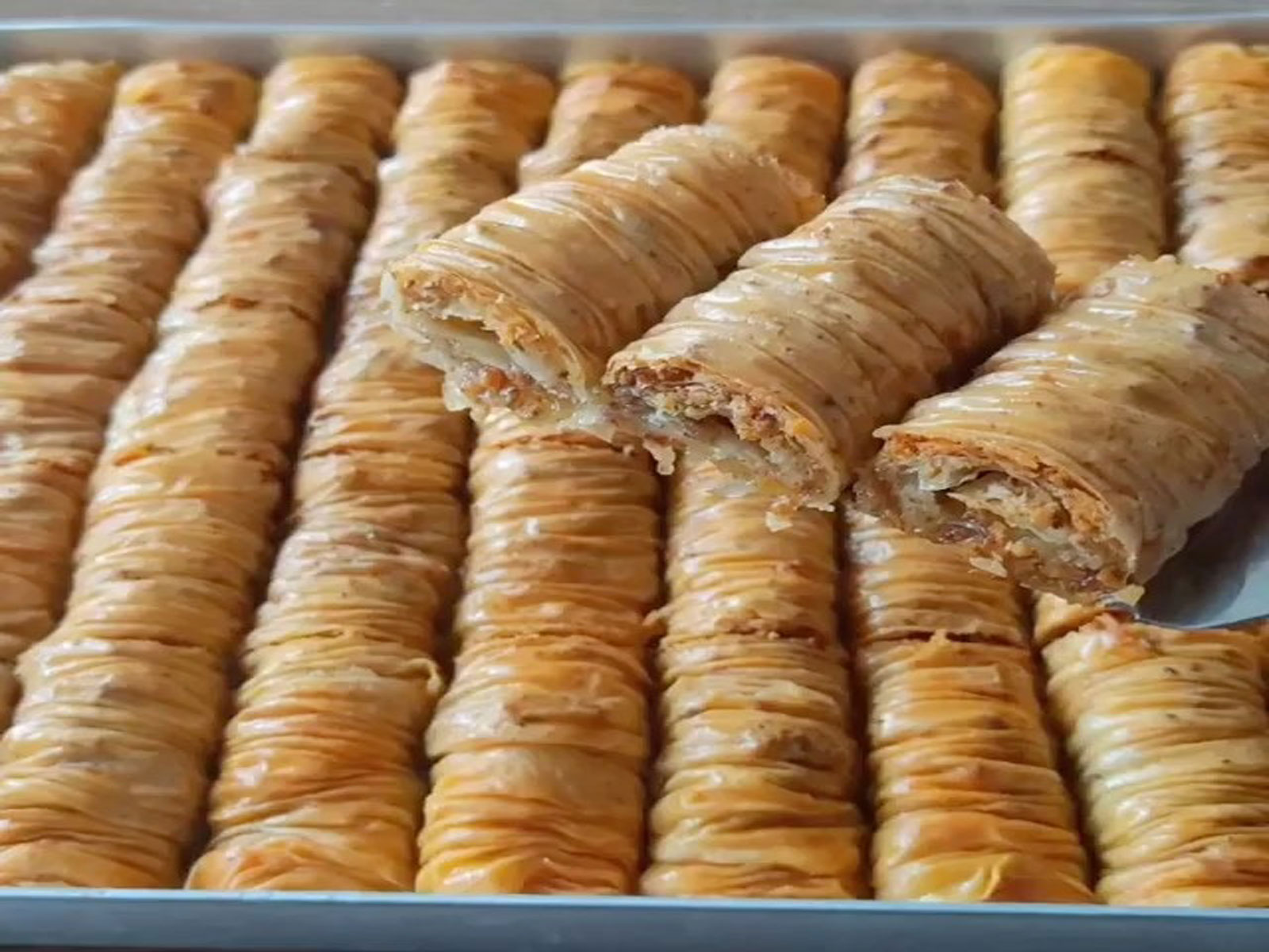 Baklava Tarifi - Çıtır Baklava Nasıl Yapılır
