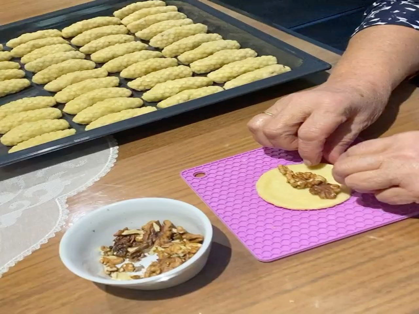 Kalbura Bastı Tarifi - Tatlı Tarifleri - Pasta Tarifleri