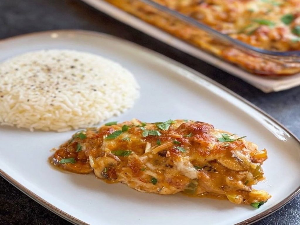 Sebze Soslu Tavuk Yemeği