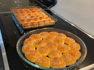 Peynirli Yuvarlak Poğaça - Lezzetli Poğaça Tarifi